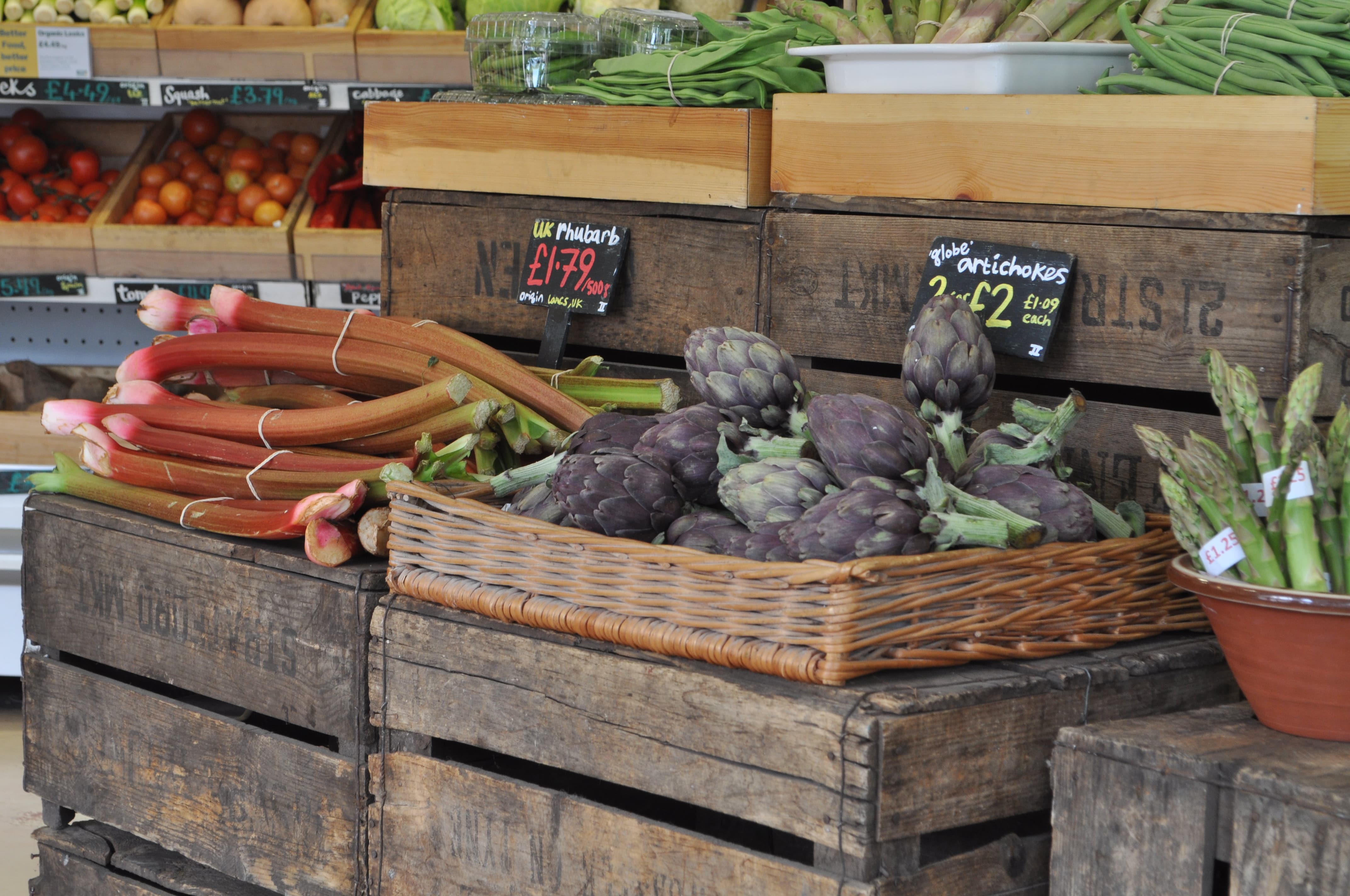 Seasonal and local guide: fruit and vegetables